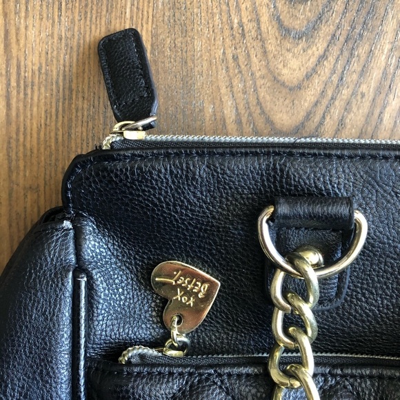 Betsey Johnson black quilt shoulder bag animal print with  bow - Picture 3 of 13